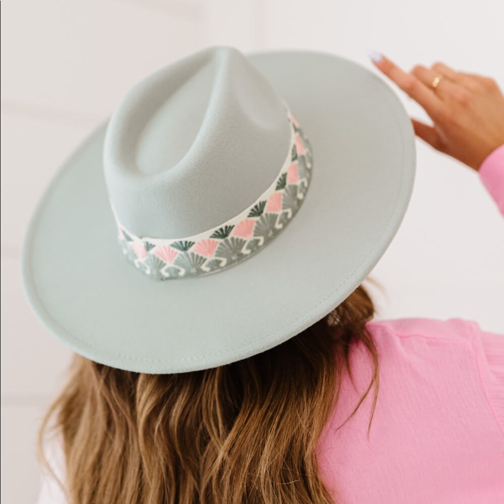 FAME Biggest Fan Geometric Strap Wide Brim Fedora